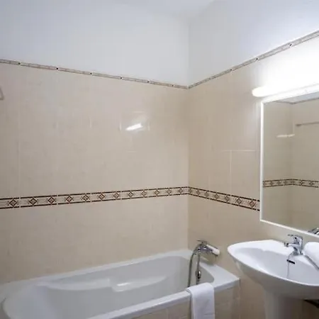 Barnabe - Ideal For Families